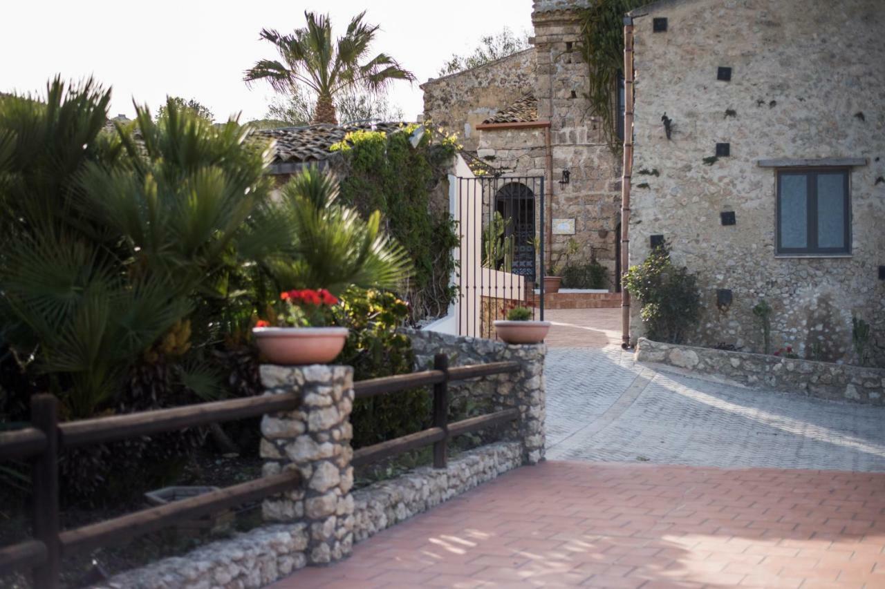 Agriturismo Baglio Lauria Campobello di Licata Bagian luar foto